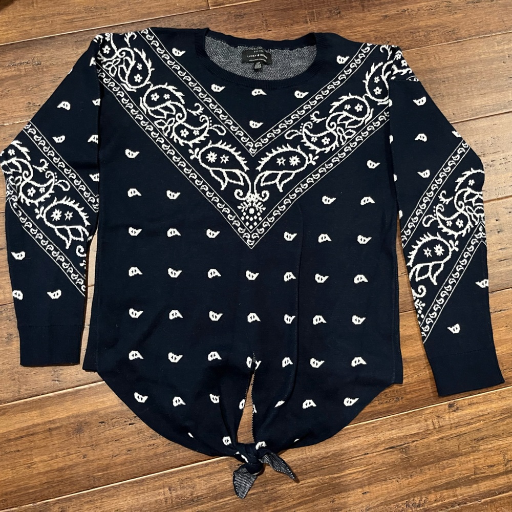 Lucky Brand top